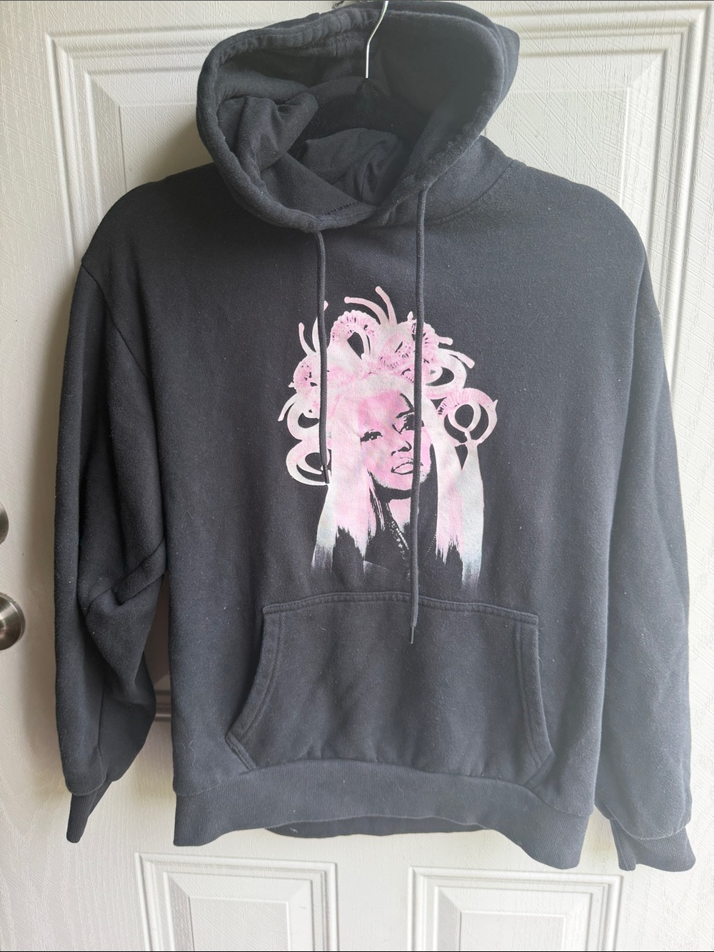 Nicki Minaj Pink Friday Black Graphic Hoodie Small Barbz Rap Concert Merch